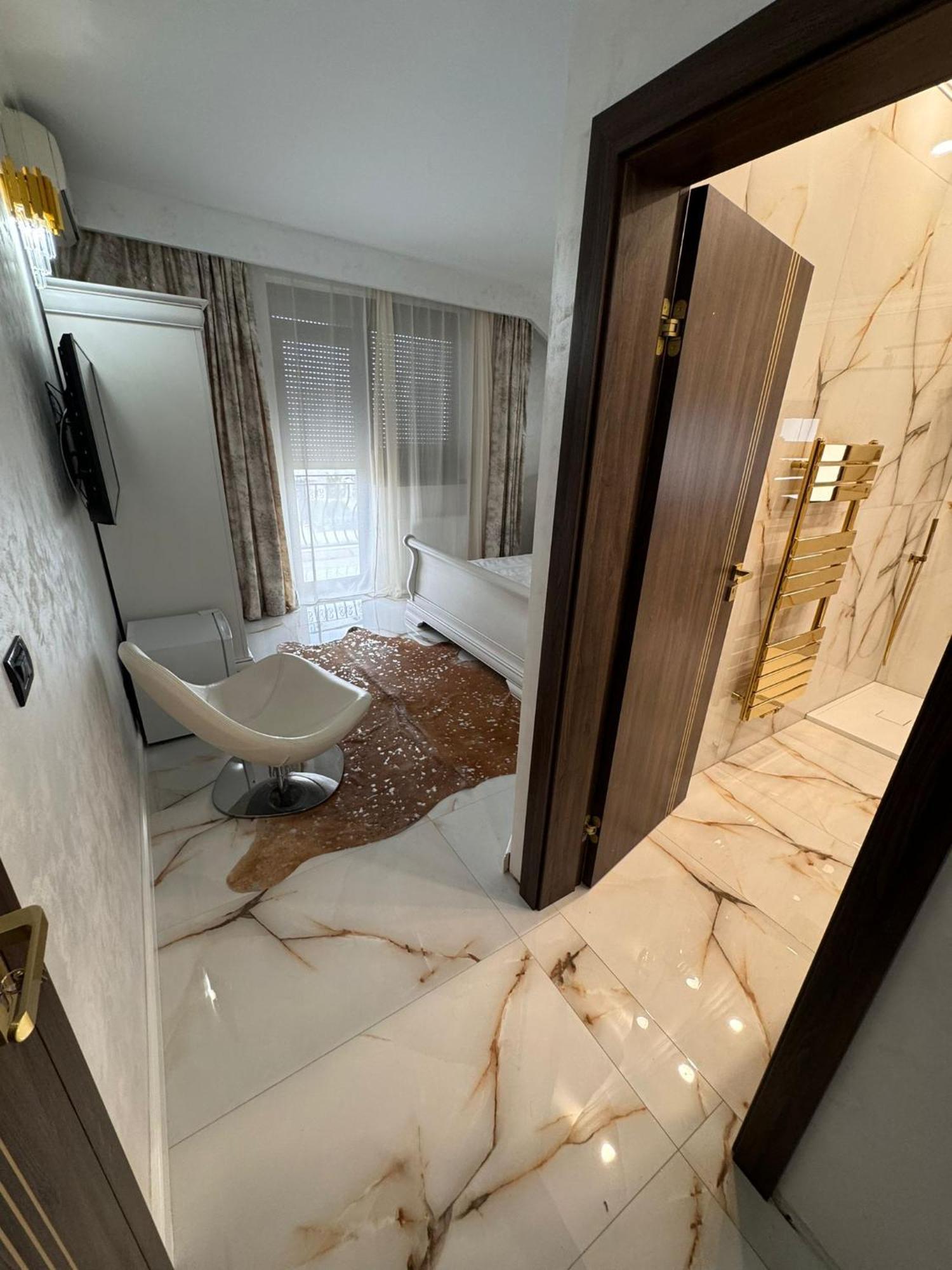 Sea Breeze Rooms Mamaia Nord Năvodari Екстериор снимка