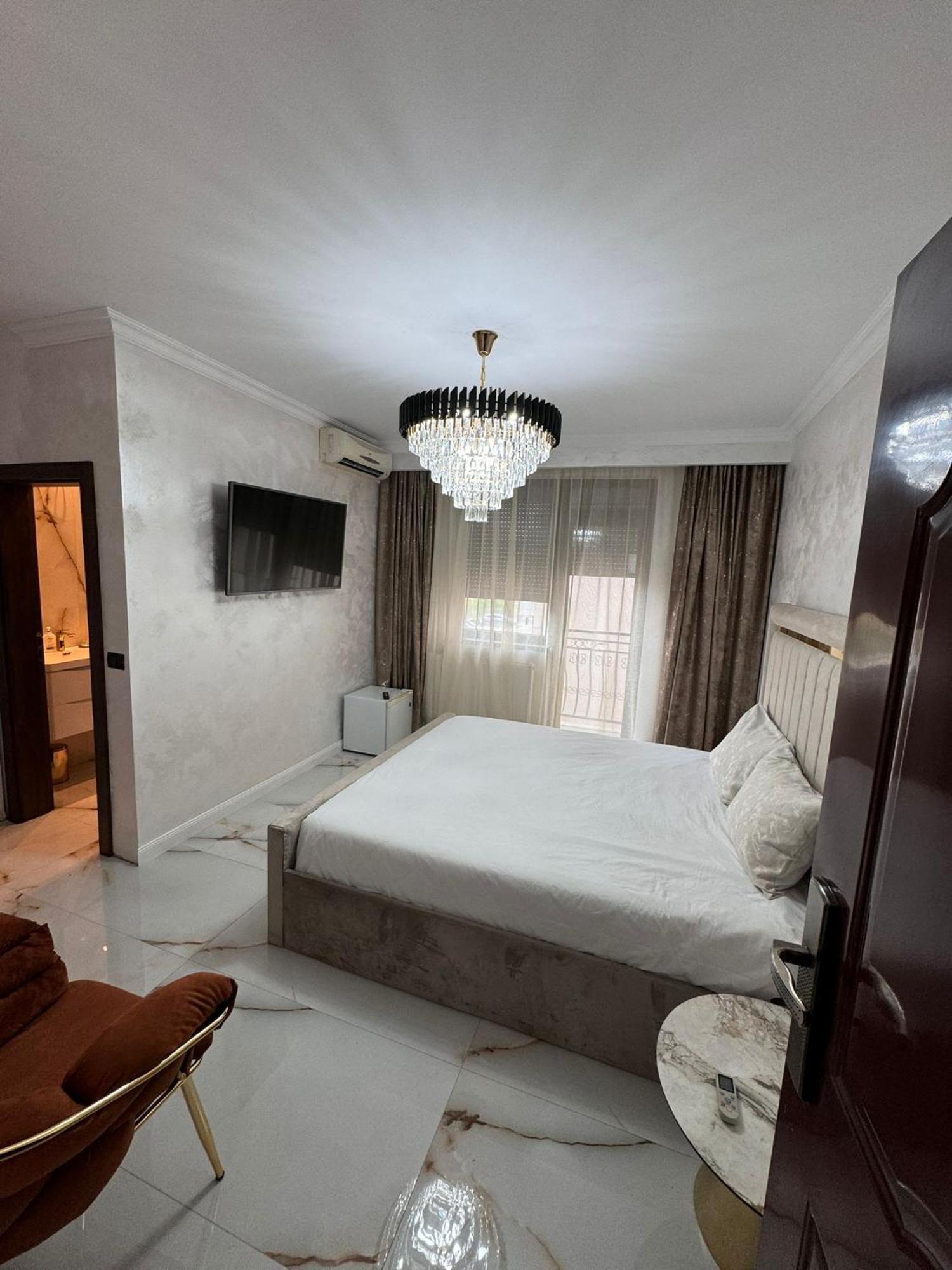 Sea Breeze Rooms Mamaia Nord Năvodari Екстериор снимка